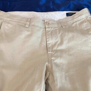 Polo by Raph Lauren flat front men's khakis